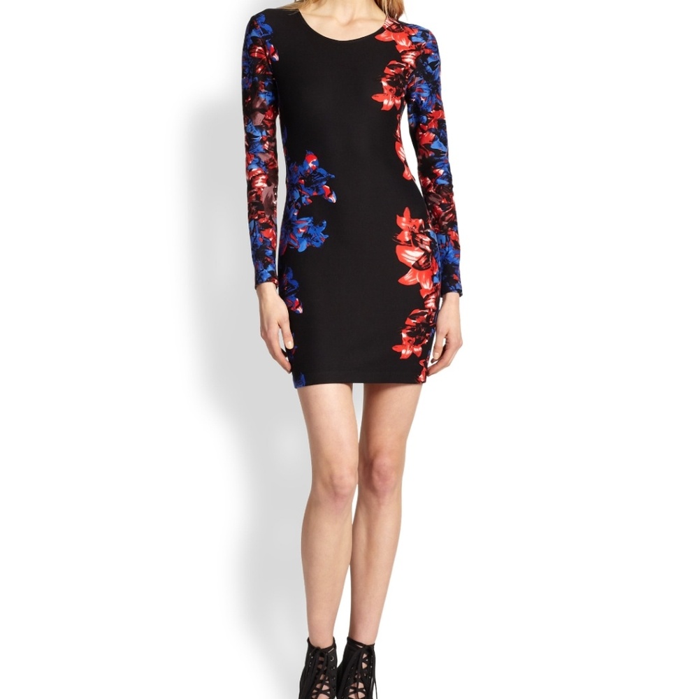 Amazing Parker floral dress with back cut-outs